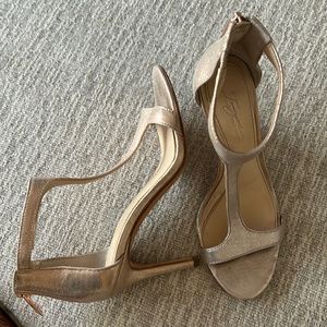 Vince Camuto Imagine light pink/ nude sparkly heels